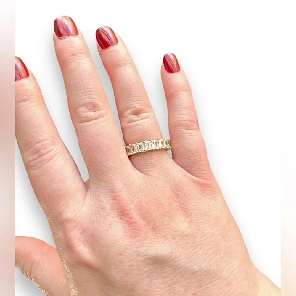 NEW 18K Gold Plated Baguette Eternity Ring SIZE 6 - Picture 4 of 5